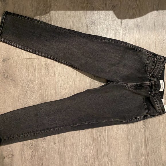 Abercrombie High Rise Mom Jeans in Washed Black - Picture 6 of 6